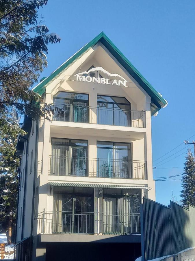Отель Monblan Yablunytsya Exterior photo